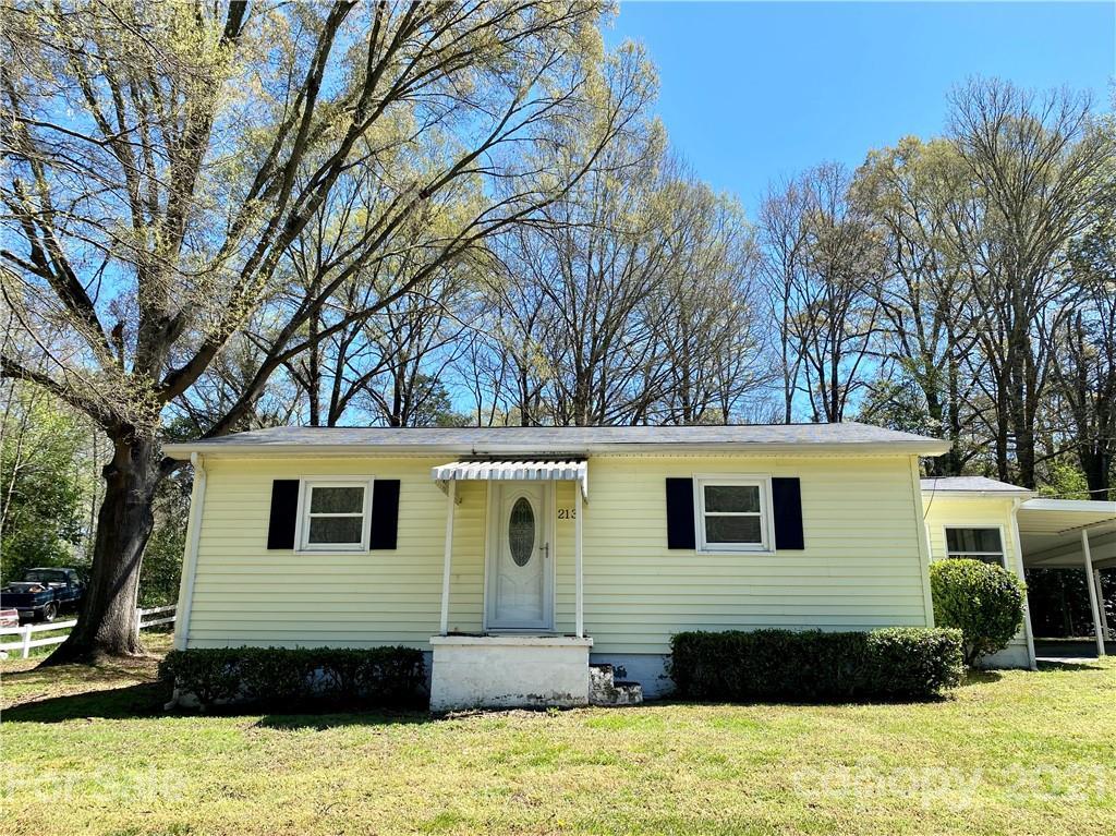 213 Ventner Ct., Charlotte, NC 28214