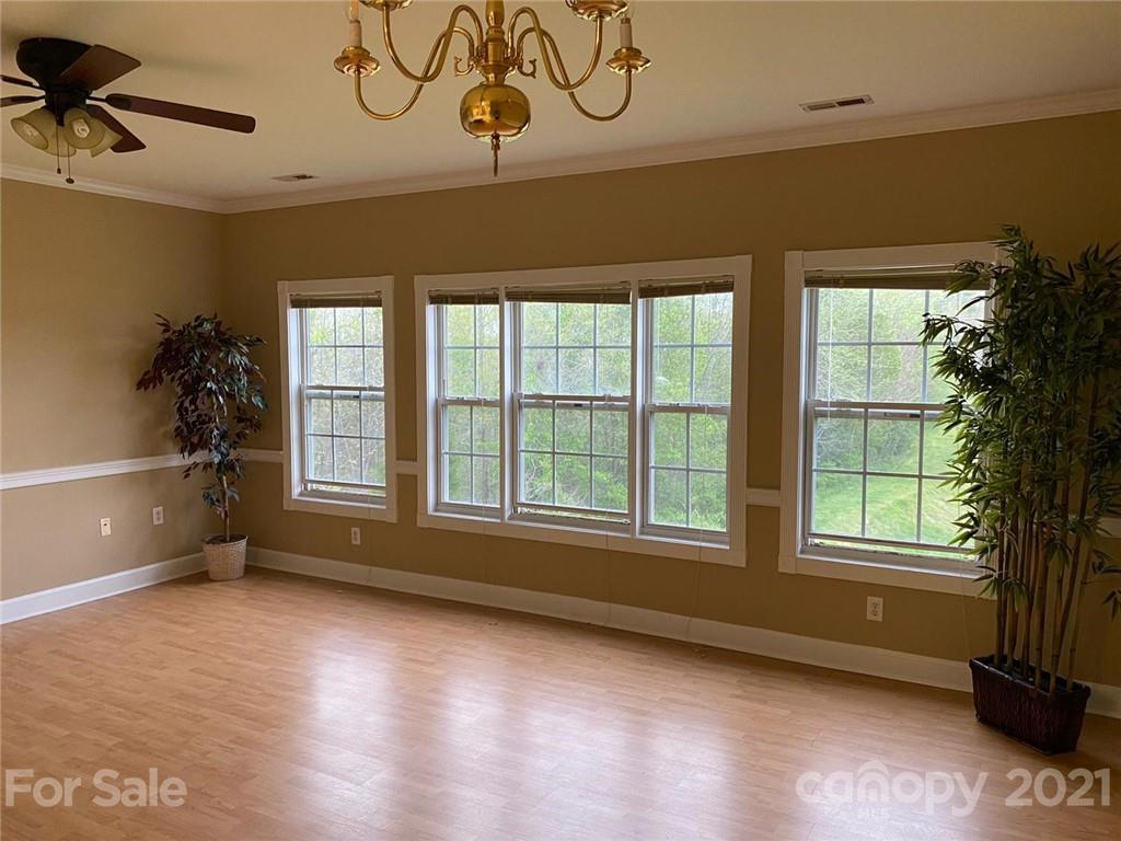 8925 Meadow Vista Rd., Charlotte, NC 28213