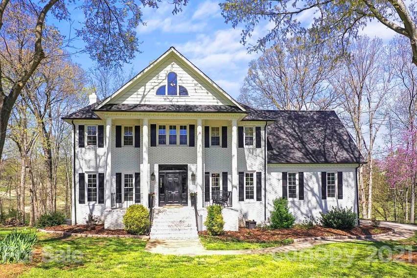 10620 Harris Rd., Huntersville, NC 28078