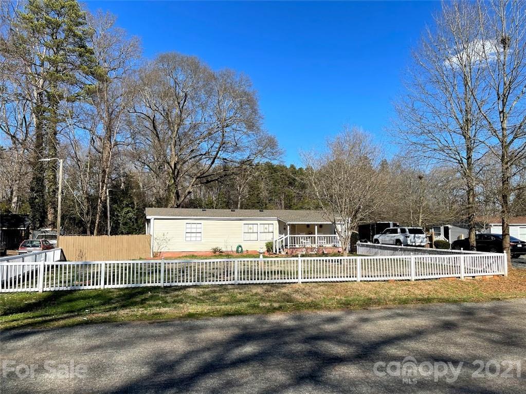 9710 Willilyn Ln., Charlotte, NC 28214