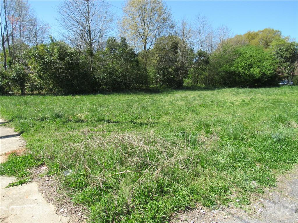 114 E 5th Ave., Gastonia, NC 28052