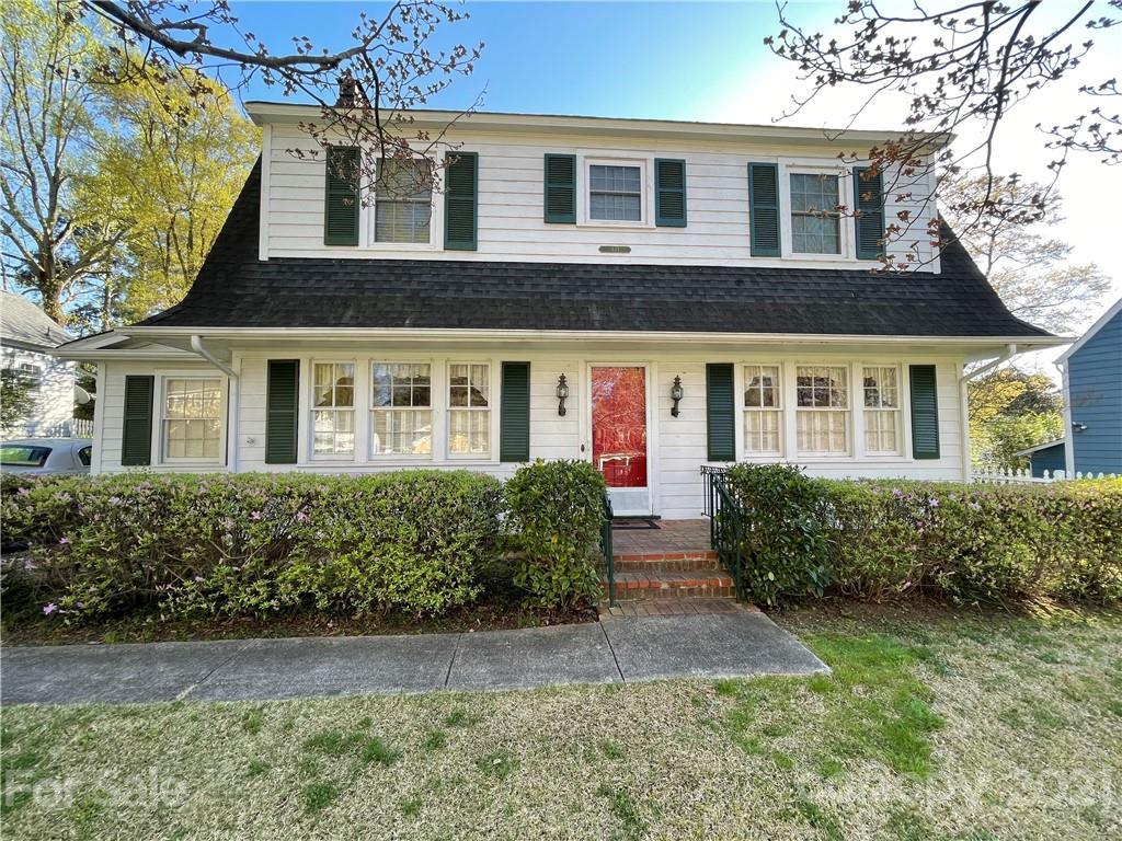 611 Hillcrest Ave., Gastonia, NC 28052