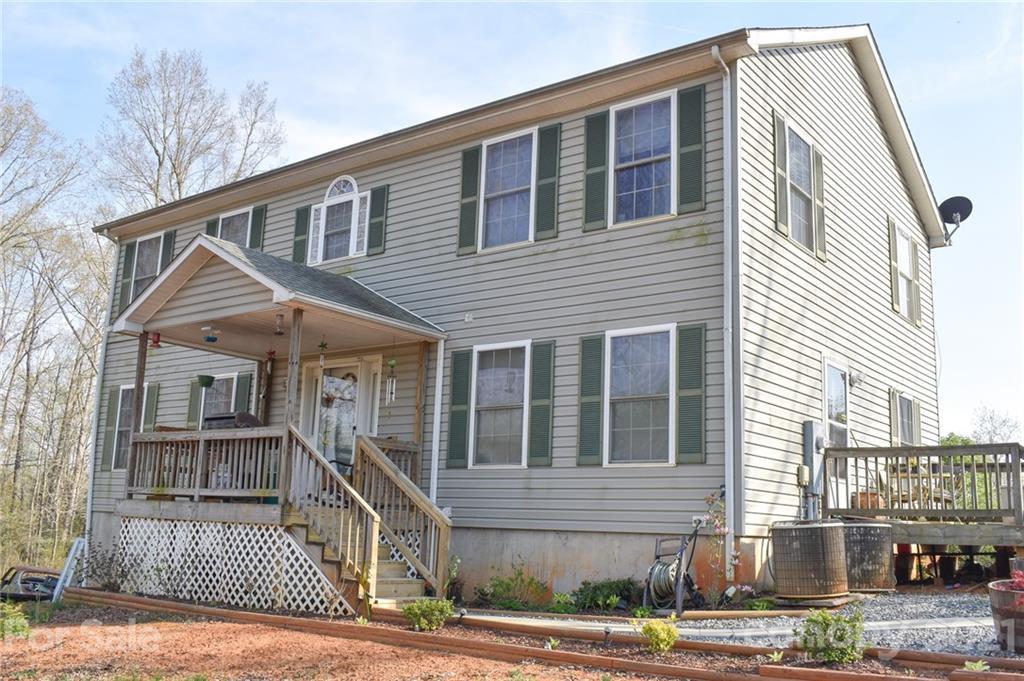 169 Top Ave., Ellenboro, NC 28040