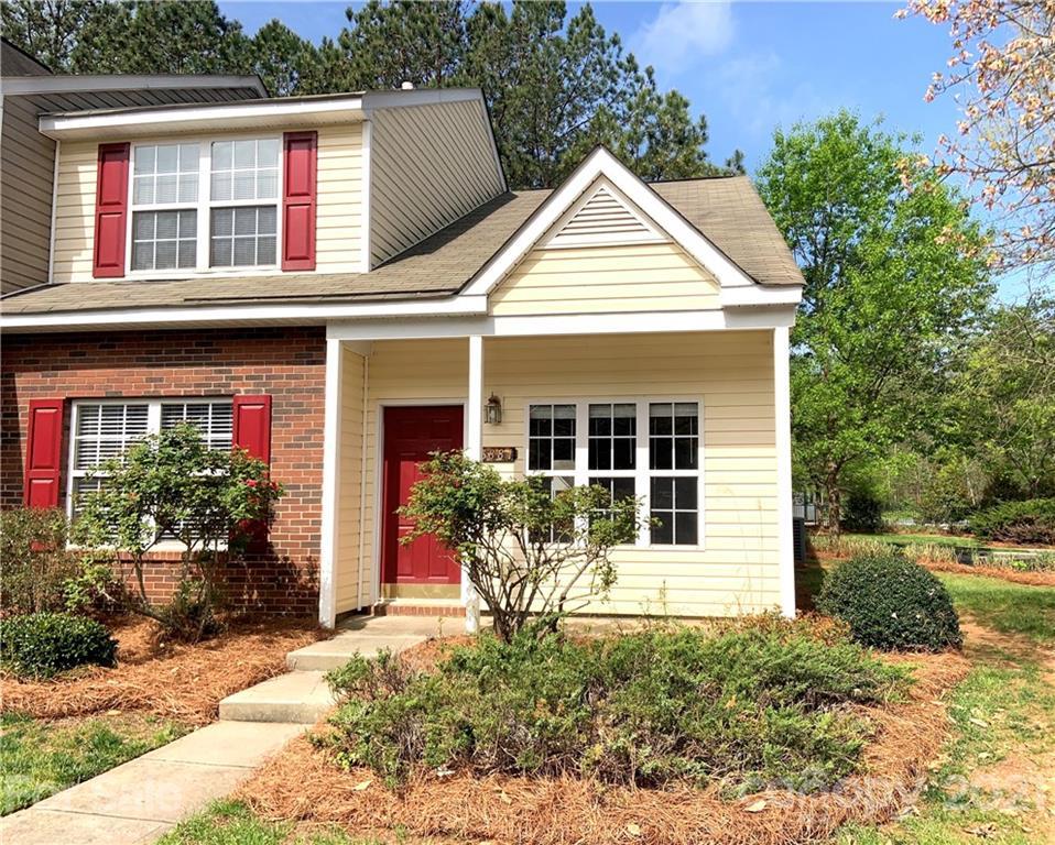 6881 Juniper Tree St., Charlotte, NC 28215