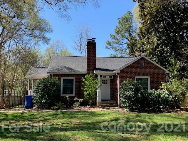 326 Stewart Ave., Mooresville, NC 28115