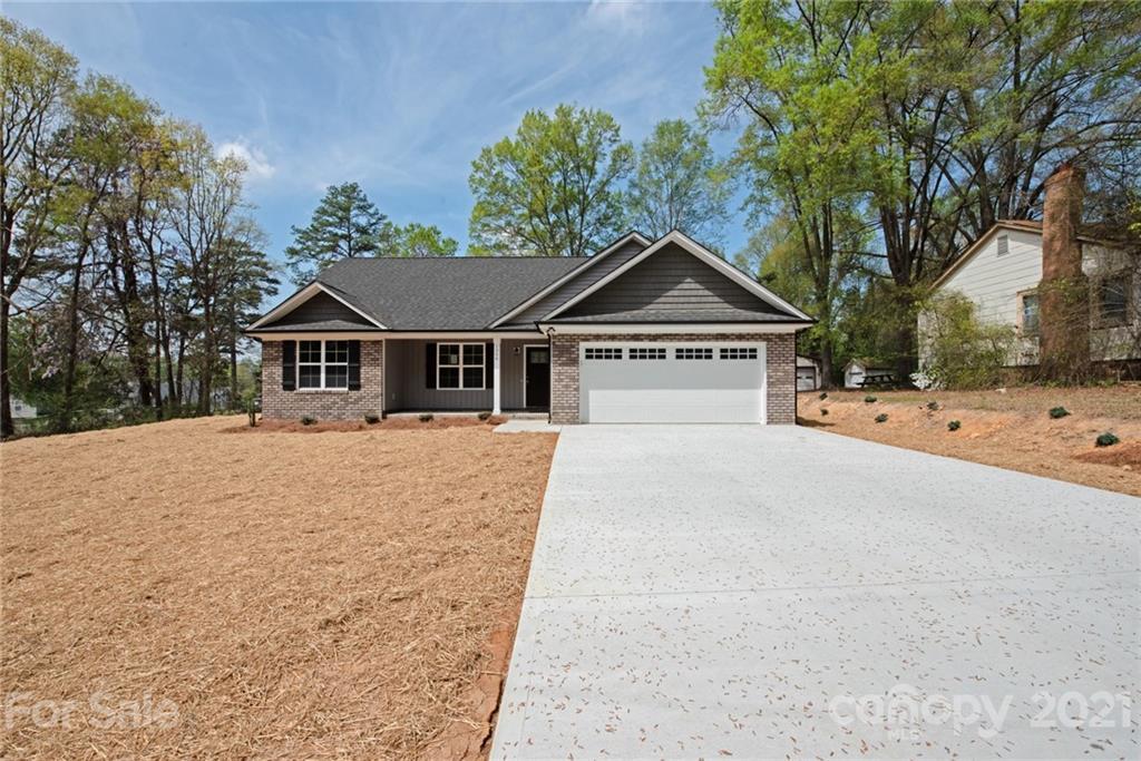 1308 Lowrance Ave., Kannapolis, NC 28081