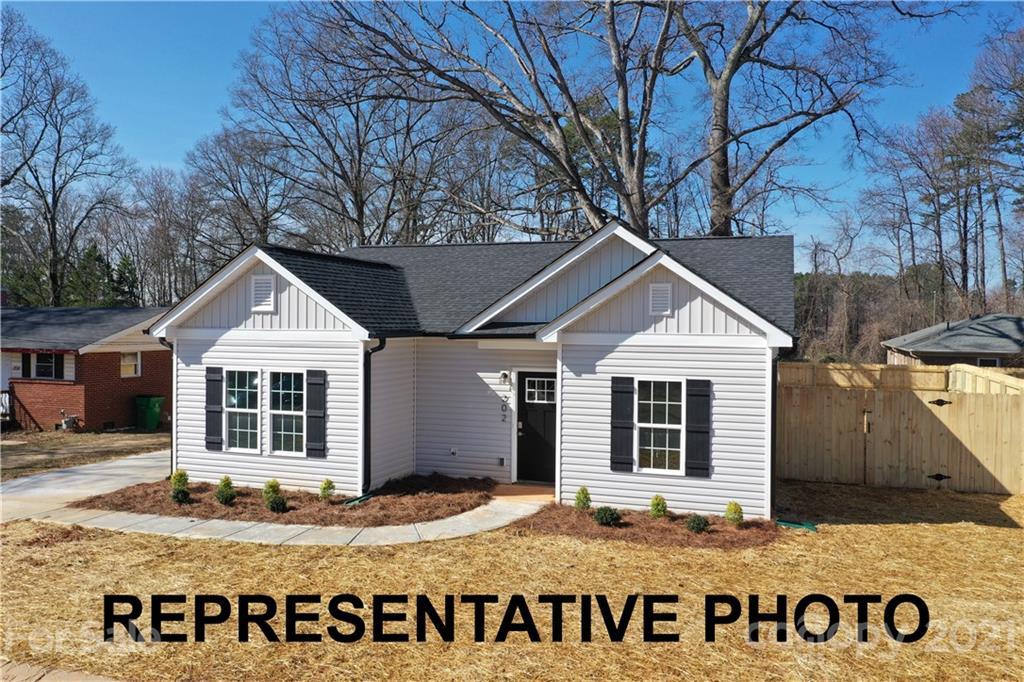 1327 Essex St., Gastonia, NC 28052