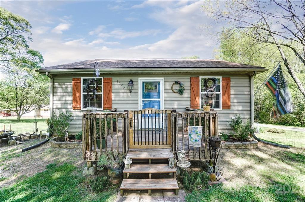 1023,1019 Ferrell Grove Ave., Gastonia, NC 28056