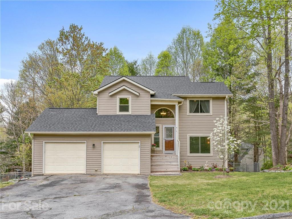 101 Tarragon Pl., Flat Rock, NC 28731