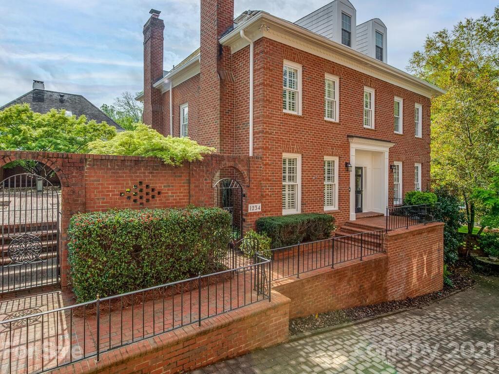 1234 Wareham Ct., Charlotte, NC 28207