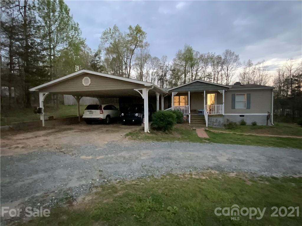183 Mac Rd., Mooresboro, NC 28114