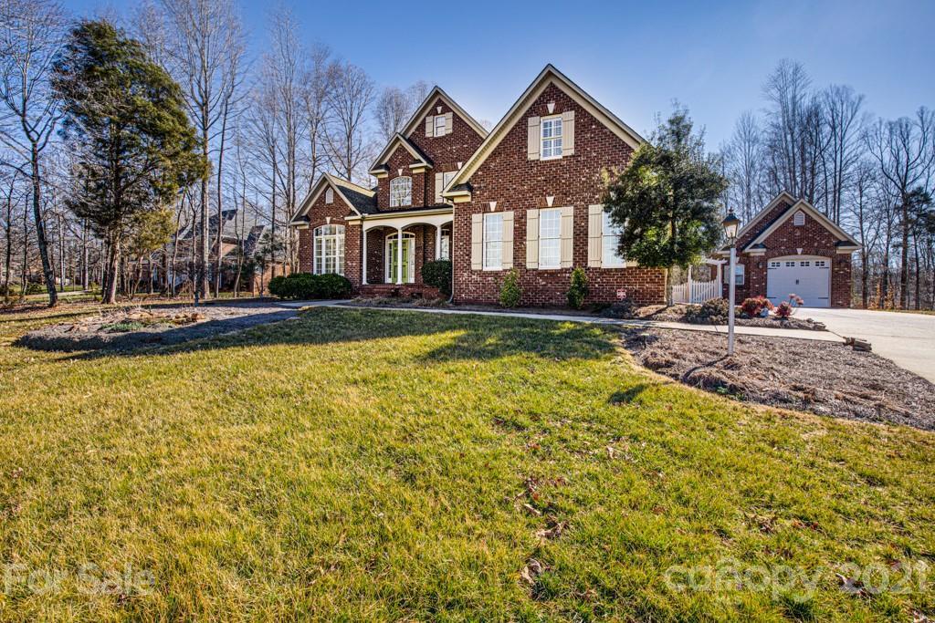 732 Terrace Dr., Lexington, NC 27295
