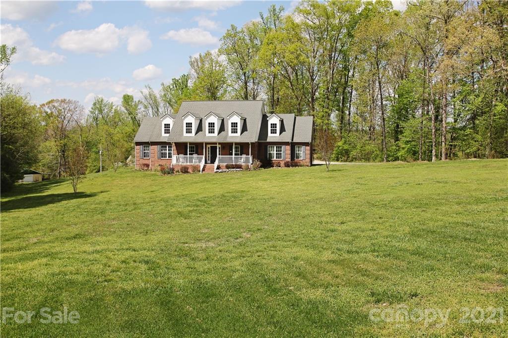 1575 Golden Ln., Salisbury, NC 28147