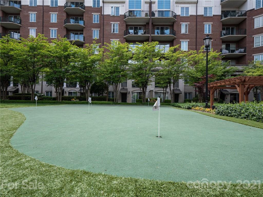 300 5th St., Charlotte, NC 28202