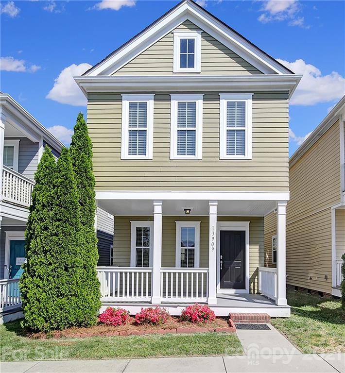 13909 Helen Benson Blvd., Davidson, NC 28036