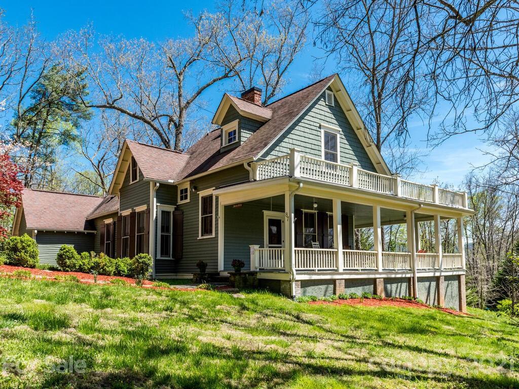 87 Hamburg Mountain Rd., Weaverville, NC 28787