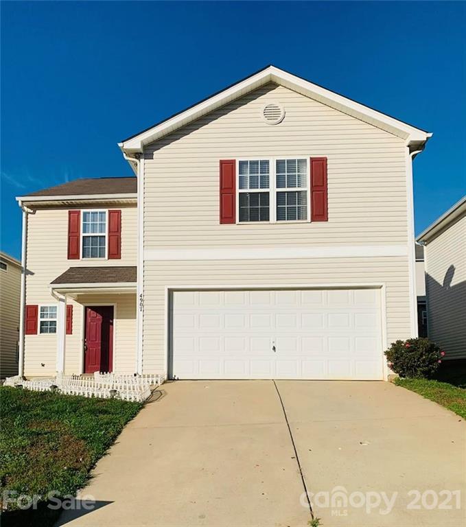 4907 Patricia Ann Ln., Charlotte, NC 28269