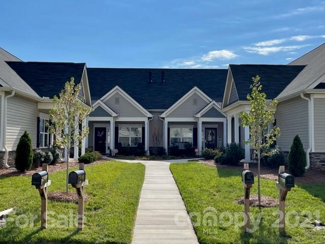 103 Penry Ln., Clemmons, NC 27012