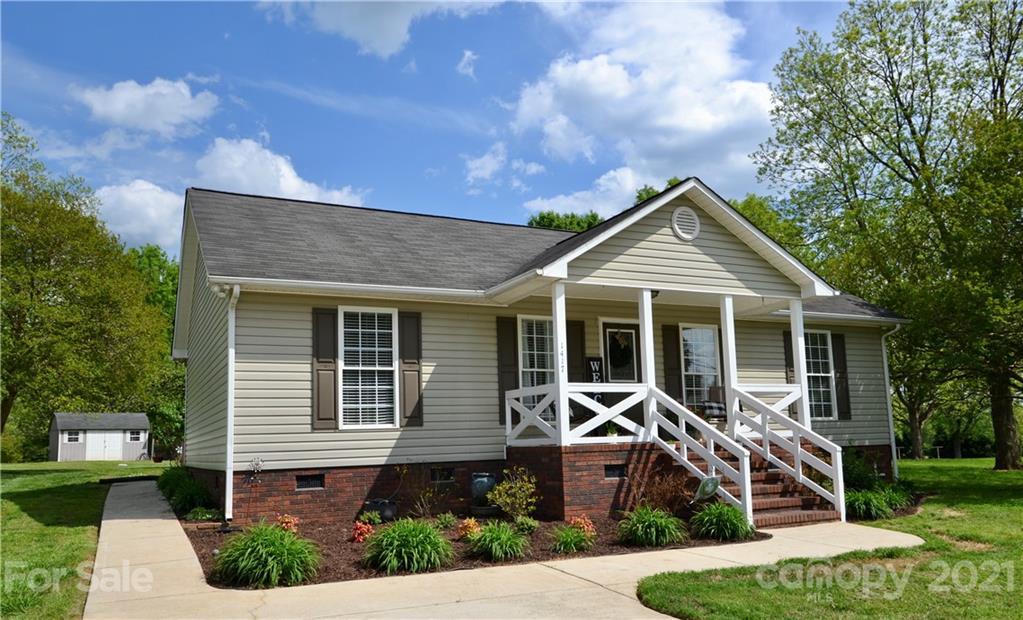 1417 Oakwood Ave., Kannapolis, NC 28081