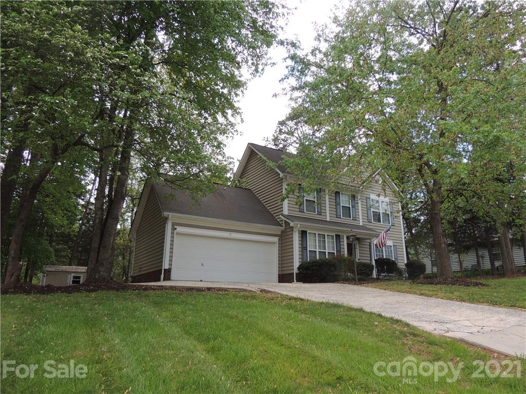 7270 Green Meadow Ct., Denver, NC 28037