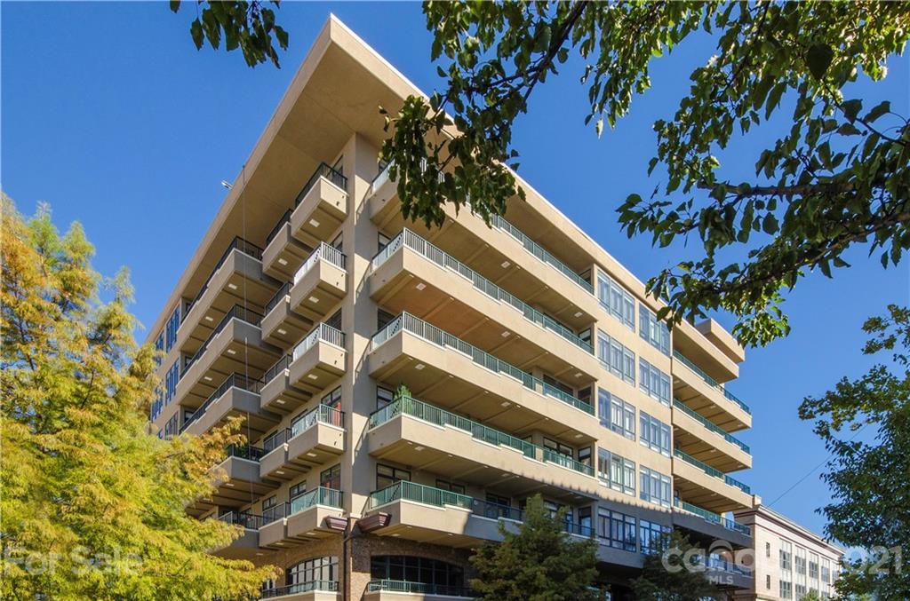 21 Battery Park Ave. #401, Asheville, NC 28801