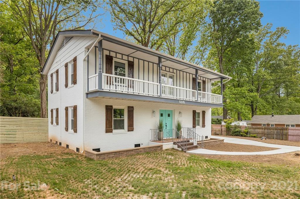 5315 Carriage Drive Cir. #8, Charlotte, NC 28205