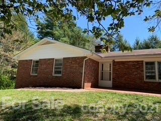 3 Fox Chase Rd., Asheville, NC 28804