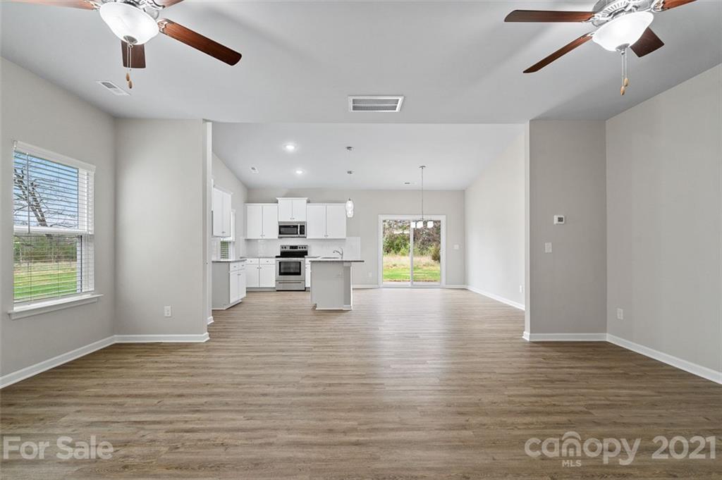 4728 Lawrence Orr Rd. #3, Charlotte, NC 28212