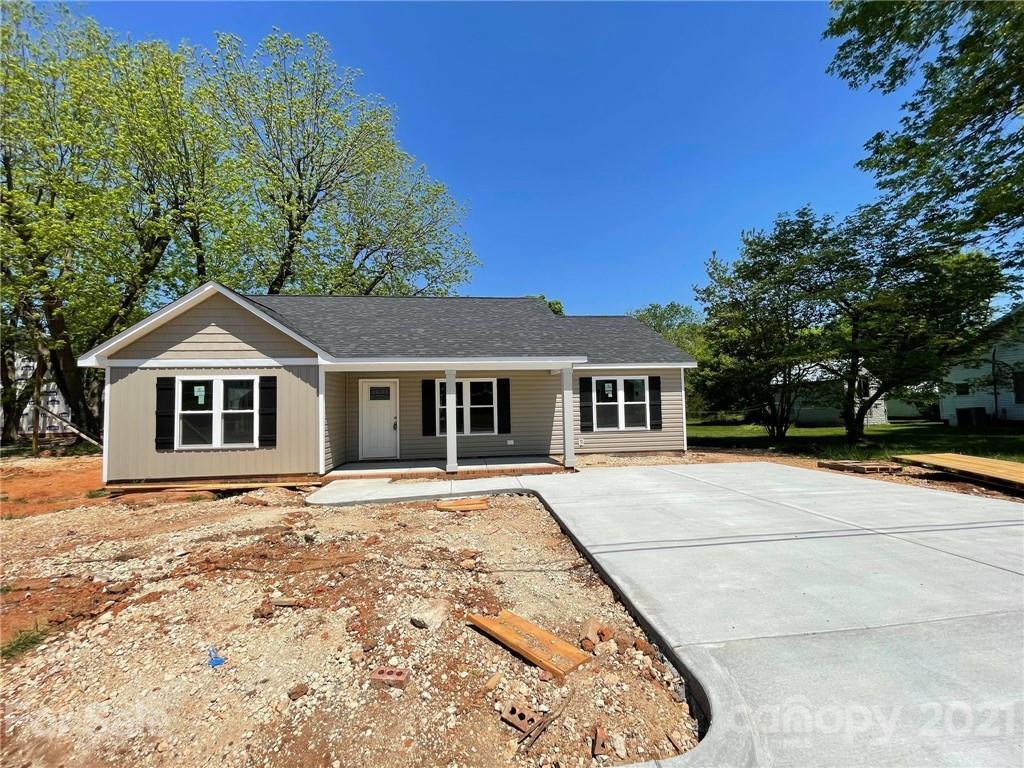 105 E Vance St., China Grove, NC 28023