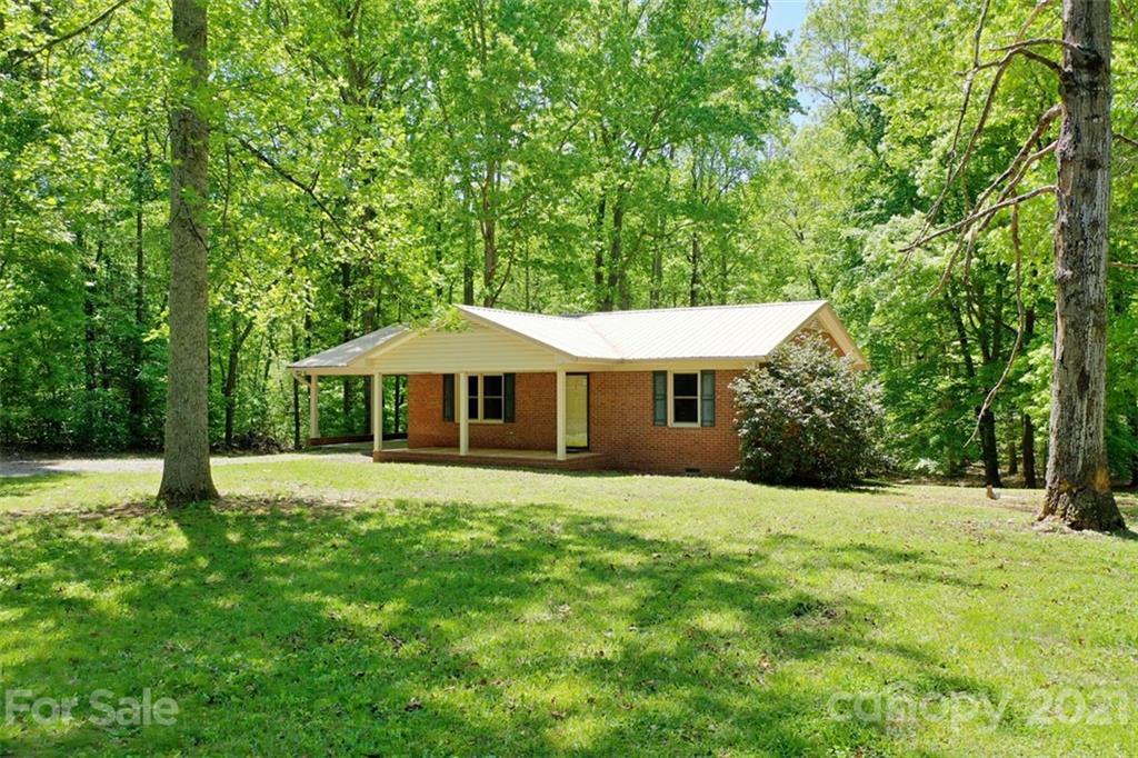 576 Beech Dr., Lexington, NC 27292