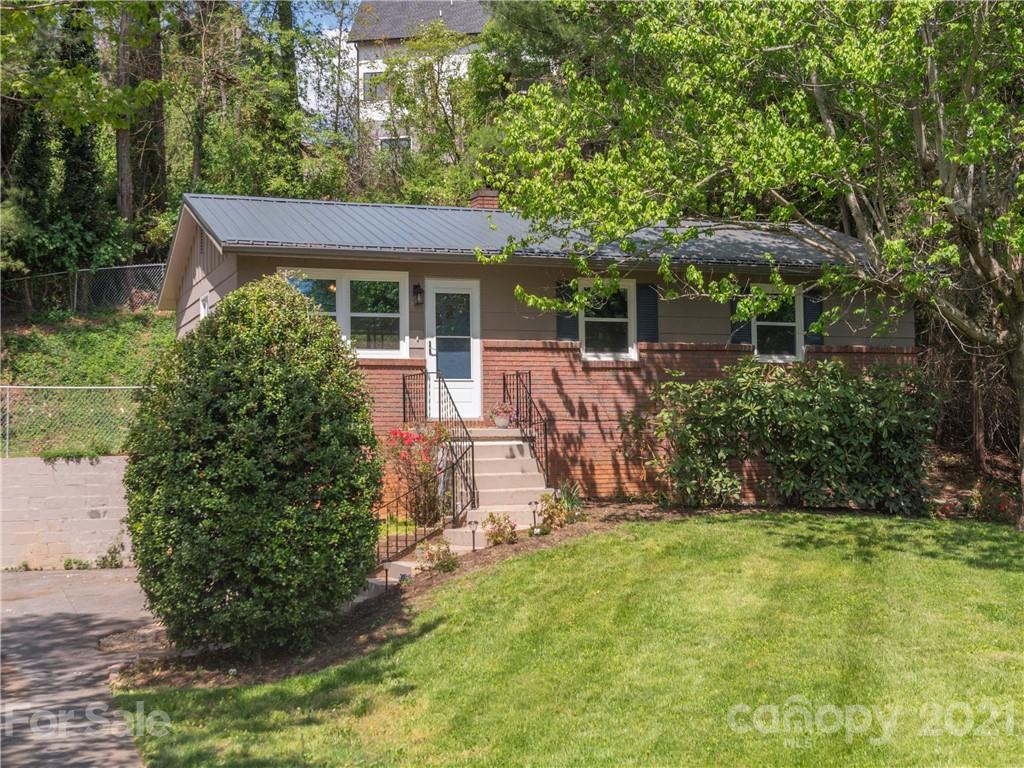 260 Bear Creek Rd., Asheville, NC 28806