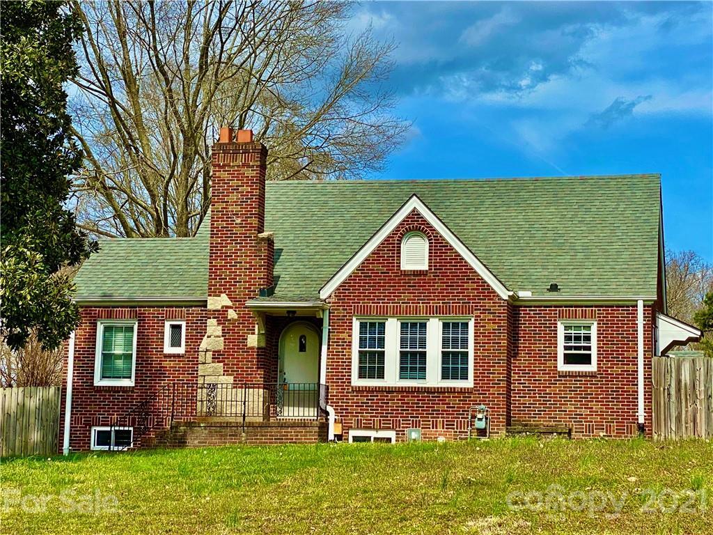 1522 Mooresville Rd., Salisbury, NC 28147