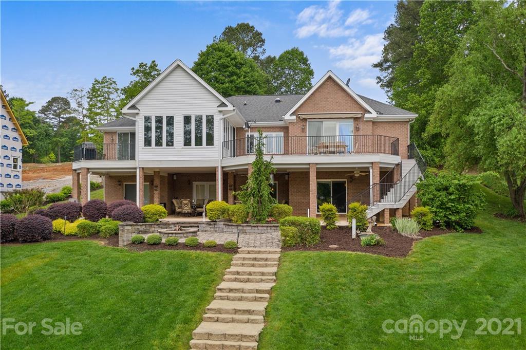 2558 Penngate Dr. #7, Sherrills Ford, NC 28673