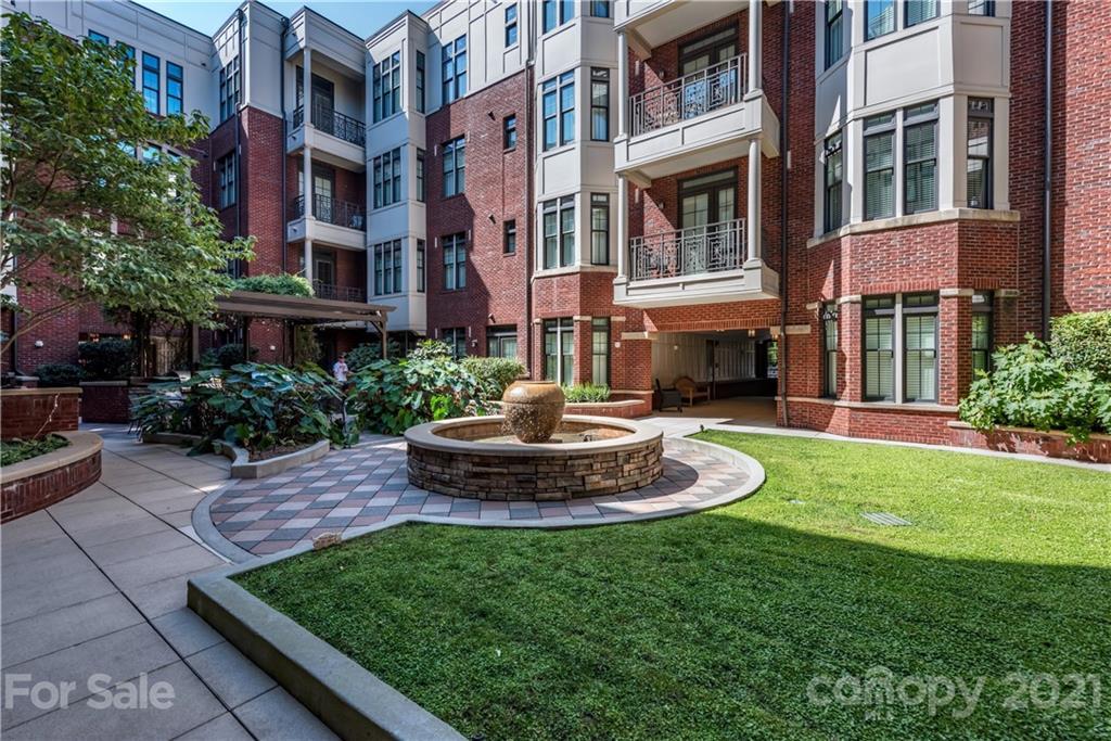 2810 Selwyn Ave. #209, Charlotte, NC 28209