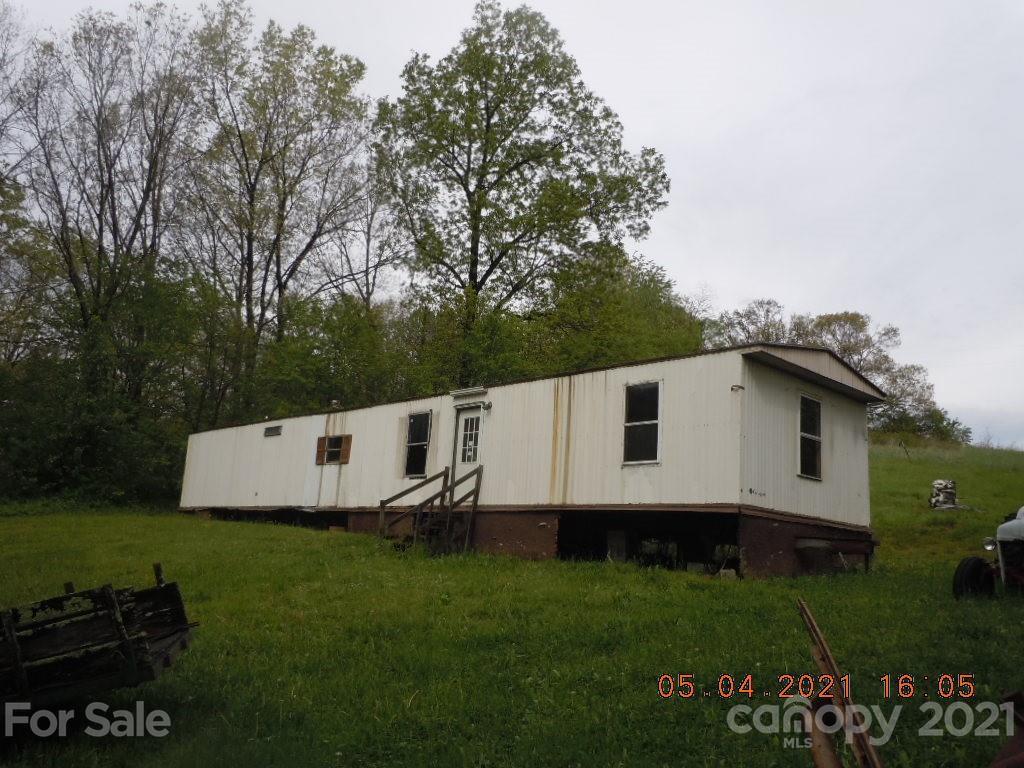 43 Linda Ln., Clyde, NC 28721