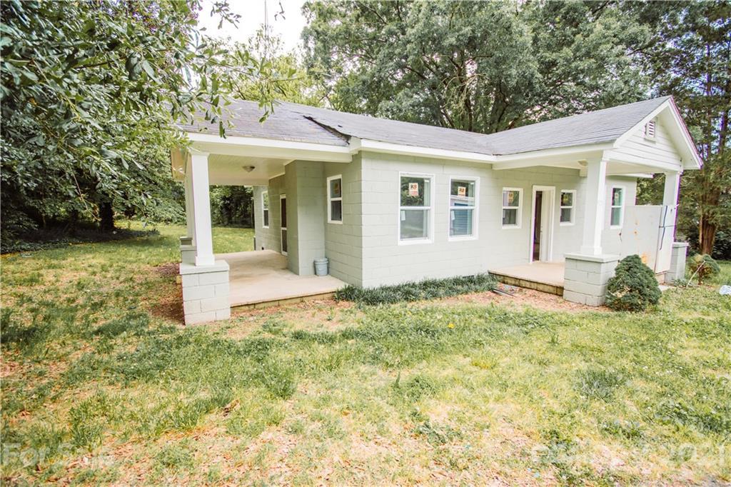 921 E Fourth Ave., Gastonia, NC 28054