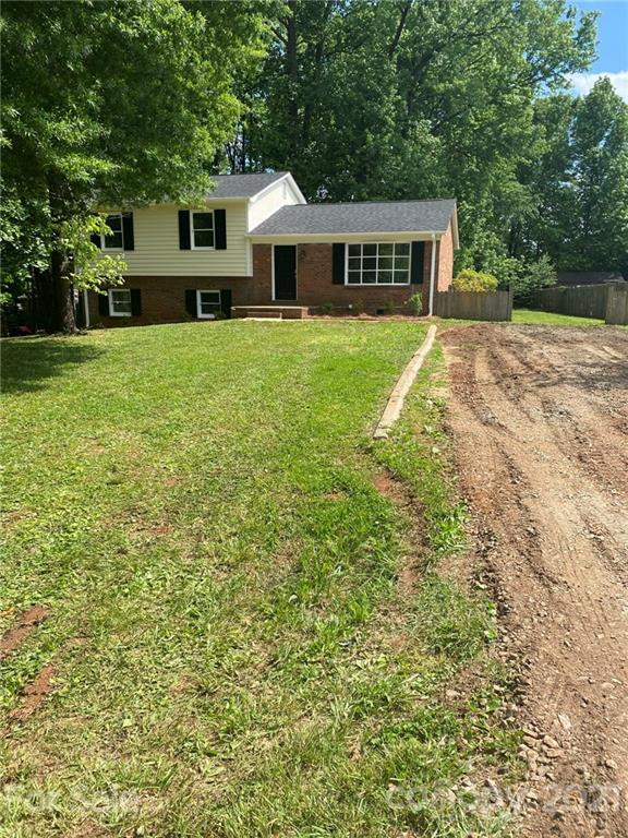 106 Deer Run Ln., Lexington, NC 27292