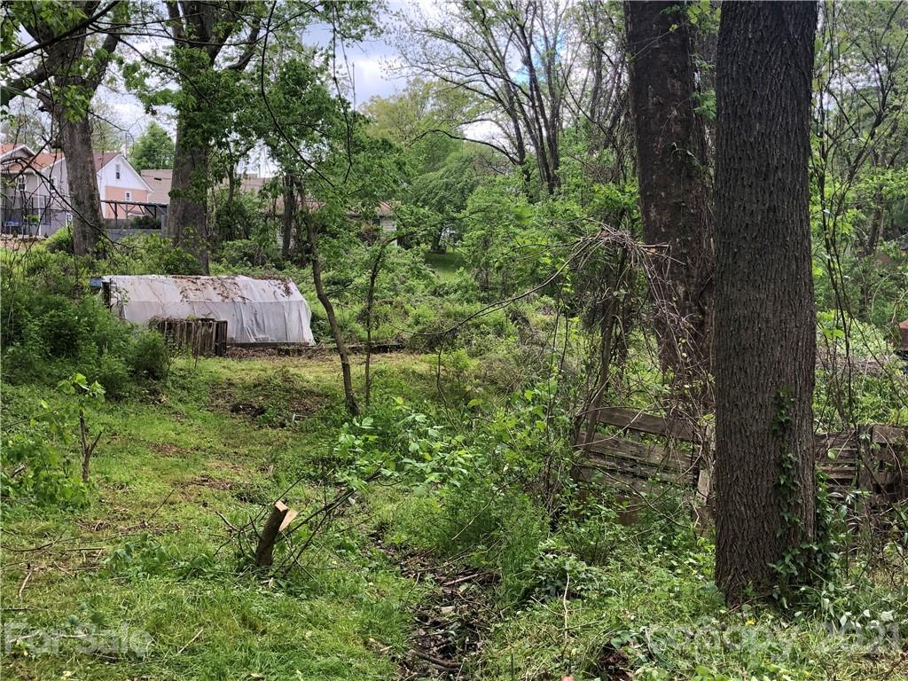 211 Glendale Ave., Asheville, NC 28803