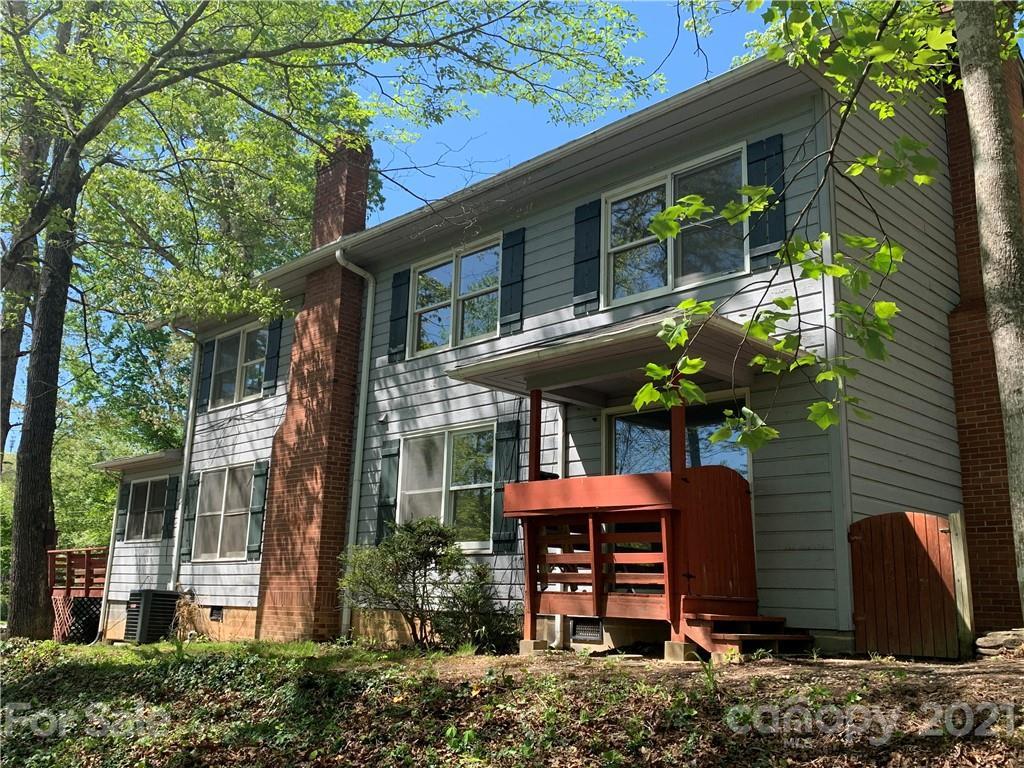 403 W Connally St., Black Mountain, NC 28711