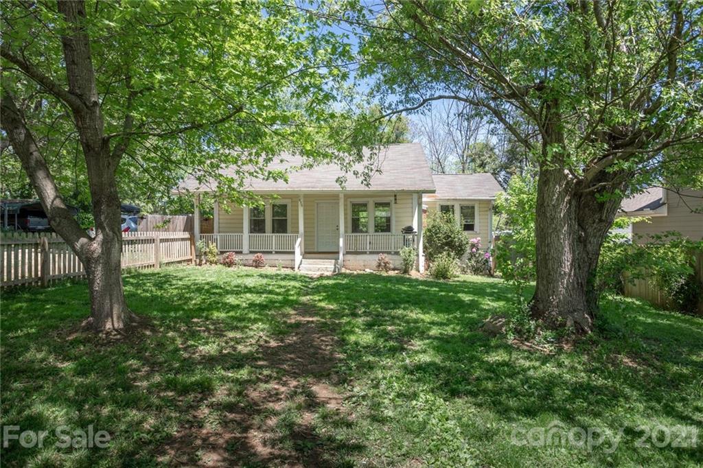 436 Fairview Rd., Asheville, NC 28803