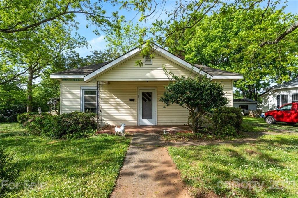 601 Rankin Ave., Mount Holly, NC 28120