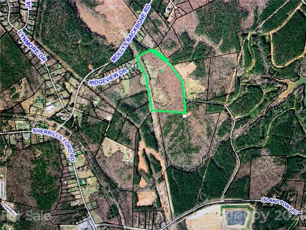 8115 Raccoon Track Dr., Sherrills Ford, NC 28673