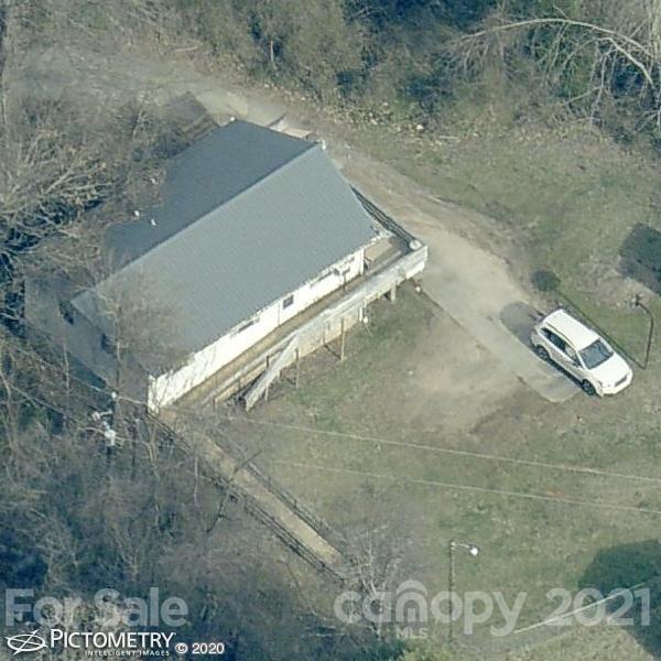 529 Bailey Rd., Asheville, NC 28806