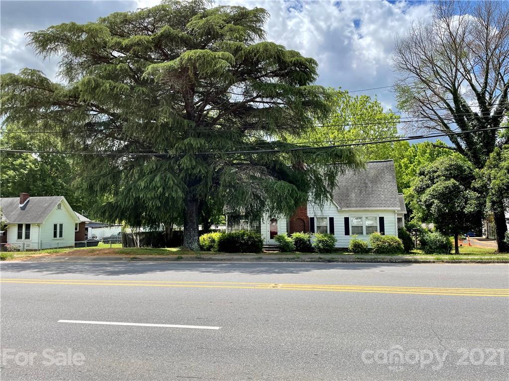 2313 Lowell Rd., Gastonia, NC 28054