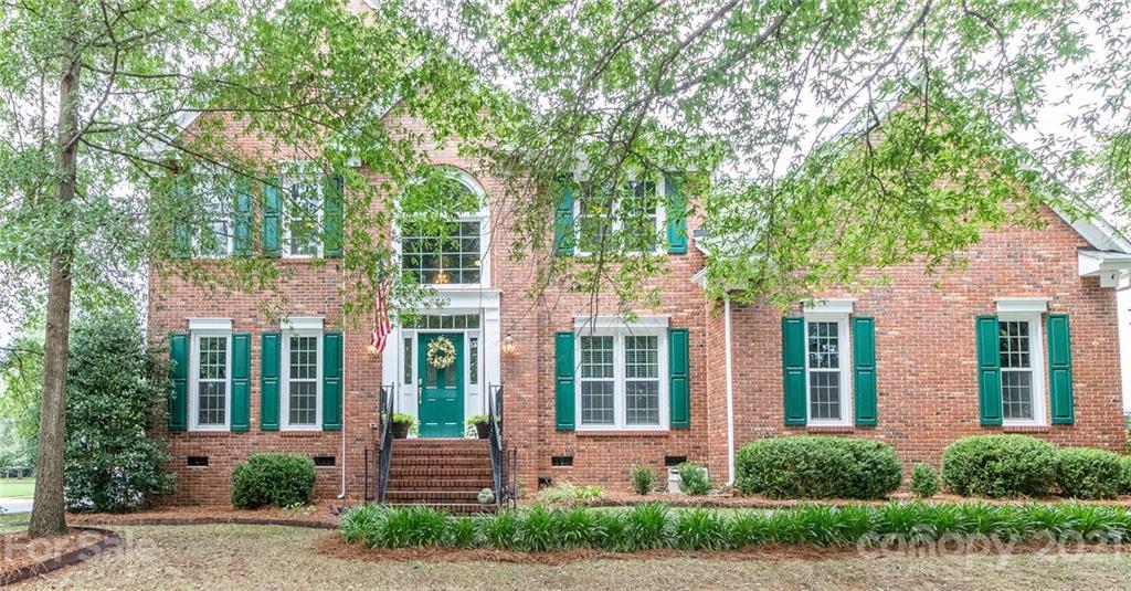 6742 Lyndonville Dr., Charlotte, NC 28277