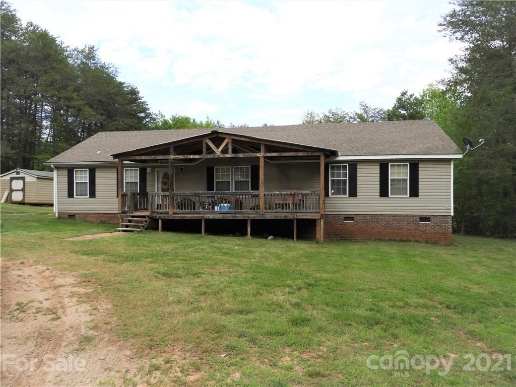 213 Fleece Ln., Mooresboro, NC 28114