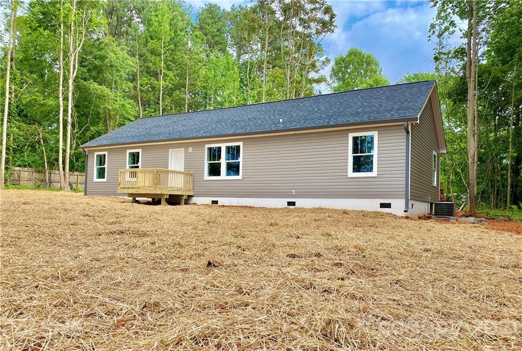 118B Cyprus Ln., Statesville, NC 28677