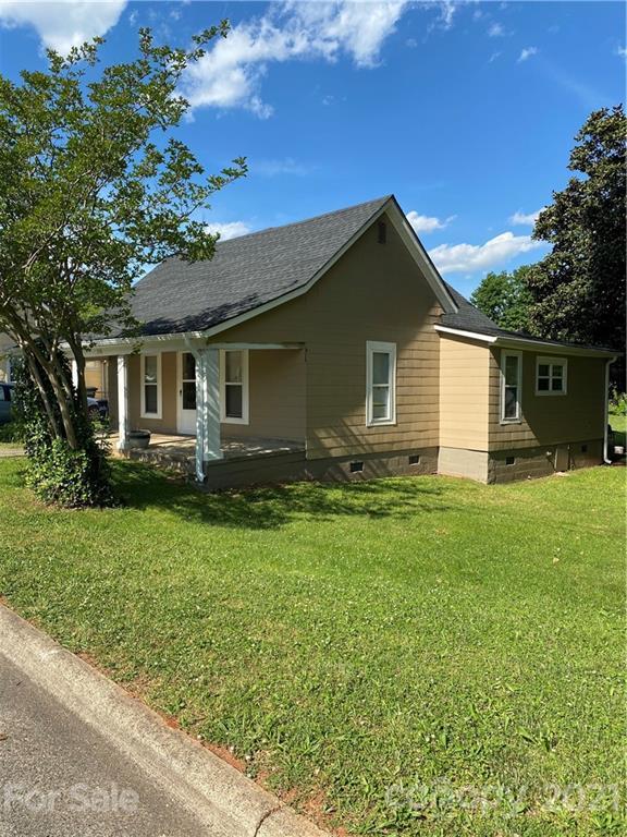 338 Deaton St., Statesville, NC 28677