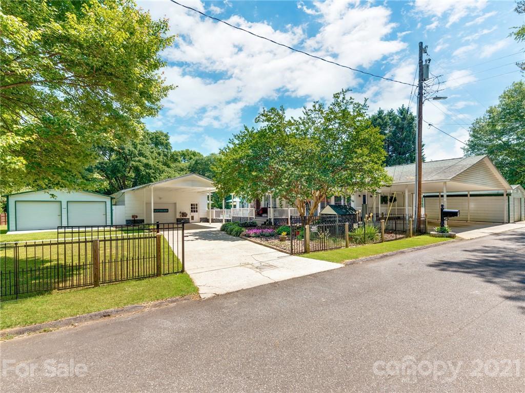 618 Midway St., Gastonia, NC 28056