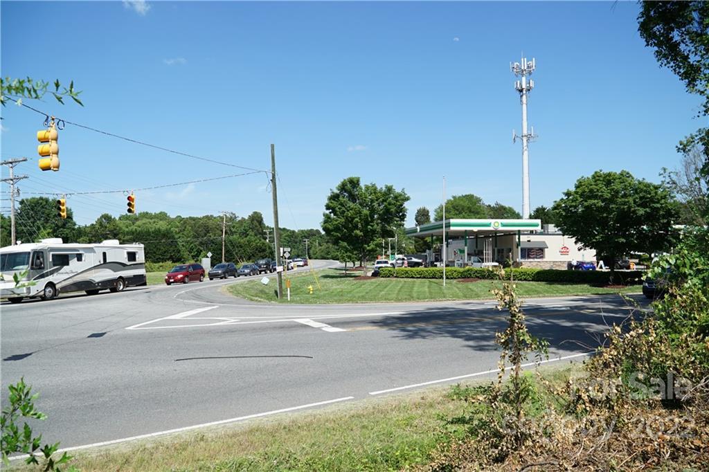 14809 Brown Mill Rd., Huntersville, NC 28078